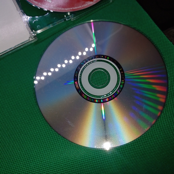 Tomb Raider: Chronicles (PC, 2000) 2 Disc - Picture 5 of 6